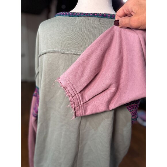 NEW Natural Life Boho Style Knit Top S/M Gray Pink Embroidered Sweatshirt - Picture 11 of 14